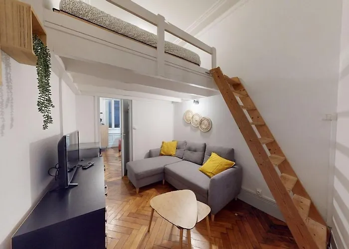 Charming On Rue Frederic Sauvage Apartment *